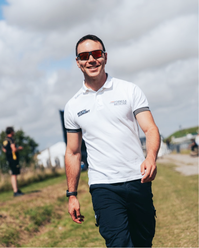 Andrea Tortorella in Formula Medicine